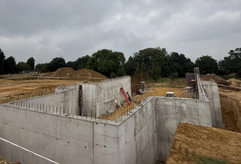 Sótano de hormigón armado terminado en Laviana