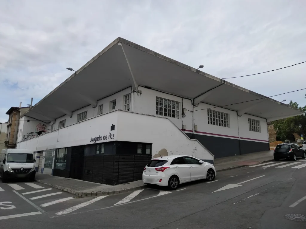 Sala polivalente de Noreña antes de la obra